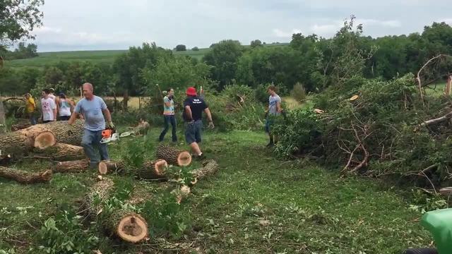 Rural Iowa hit with two dozen tornadoes Rural Iowa hit with two dozen tornadoes